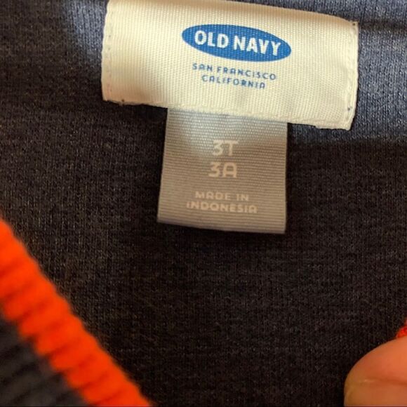 Old Navy toddler boy sweater - Picture 7 of 7